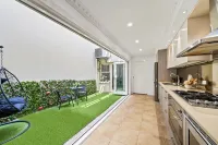 Luxe Living Terrace by The Star - Luxury in Sydney - Villas