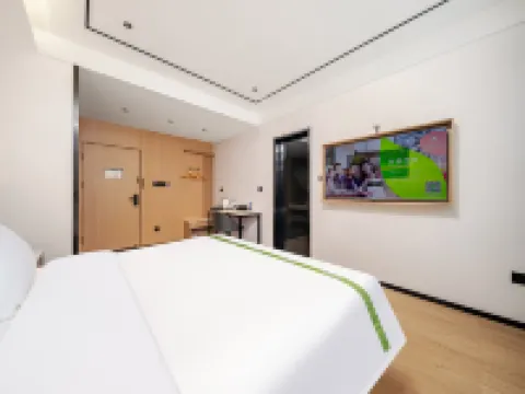 GreenTree Hotel (Cangzhou Baichuan Road Cailong International)