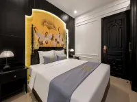 Elegant Hotel Отели рядом с достопримечательностью «Сигнальная Башня»