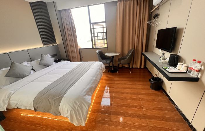 Cenxi Liting Hotel