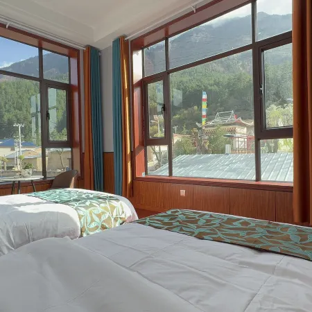 Diebu Muyunju Homestay (Sarong Village)