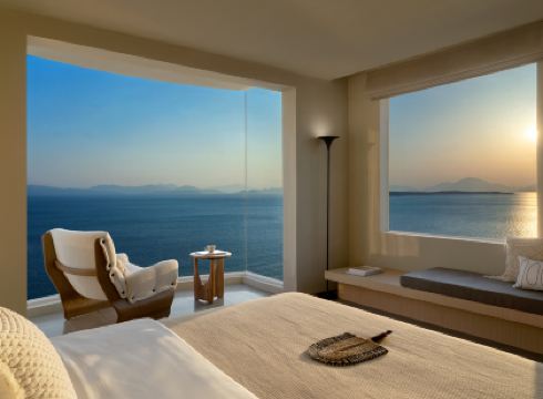 Mykonos Cliffside Pool Villa