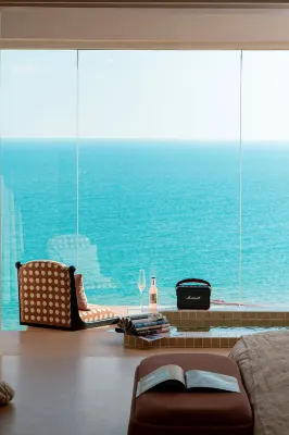no more sea hotel