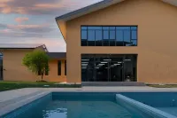 GeXianJu  Sunshine  Resort  Hotel - Pools