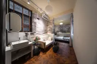 Qiyu · Nanshu Homestay (West Street Kaiyuan Temple)