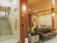 Brightwood Hotel & Residences Hotel dekat Distrik Malate