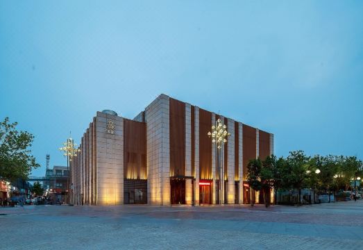 1. 루이리 호텔..