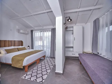 Maya Bistro Hotel & Beach Отели в г. Sigacik Mahallesi