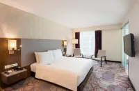 Radisson Suites Bangkok Sukhumvit Hotels in Bangkok