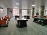 Zhubai No.1 Mansion Hotel (Qingdao May Fourth Square Hisense Bridge Subway Station)