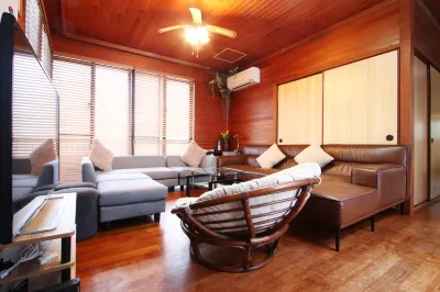 Oriental Villa Maezato Hotels near 730 Crossing