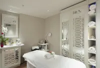 藍色蘭花塔套房酒店 - SPA