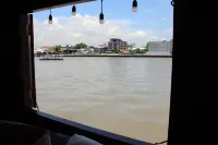 สบาย สบาย ลีฟอะบอร์ด กรุงเทพฯ - วิวทะเล