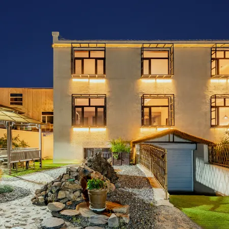 AERSHAN JIAN XISHAN BOUTIQUE BED & Breakfast Hotel