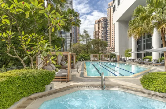 Four Seasons Hotel Singapore