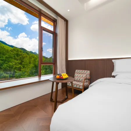 Junlin·Yuehong Resort Homestay (Tingxi Qinglongtan Scenic Area Branch)
