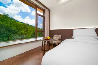 Junlin·Yuehong Resort Homestay (Tingxi Qinglongtan Scenic Area Branch)