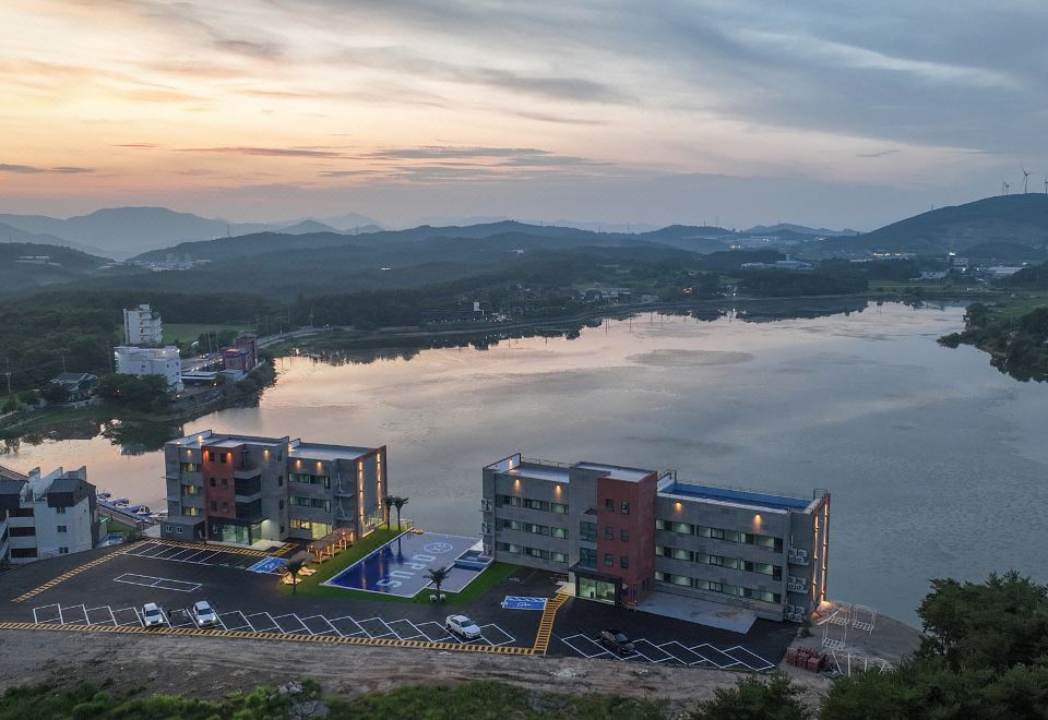 hotel overview picture