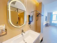 Guazhou Yinhai Yuehua Hotel Hotels in Guazhou