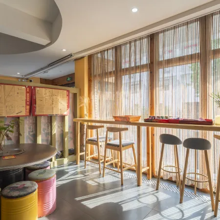 Xidi Yiban Art Homestay