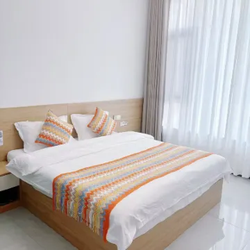Dali Yunkai Hotel (Dali Fengyi Airport) Hotels near Dali Airport