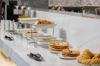 Wanda Moments Neo,Qiemo - breakfast