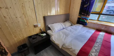 Yongsa Homestay Отели рядом с достопримечательностью «318 Self-Driving Campground»