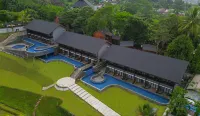 Hotel Santika Premiere Hill Resort Cibadak – Sukabumi Hotel dekat Erna Jambu Kp Papisangan Rt 02/05 Jln Cibaregbeg Desa Caringin Kecamatan Cicurug