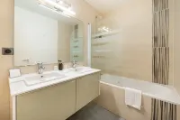 Hostellerie du Mont Aimé - Pools