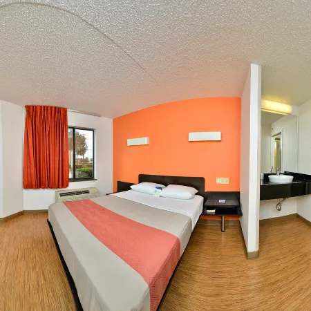 Motel 6 Plano, TX - West - Frisco