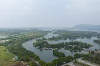 Floral Nanhu Qingzhu Homestay - غرفة مطلة على الجبل