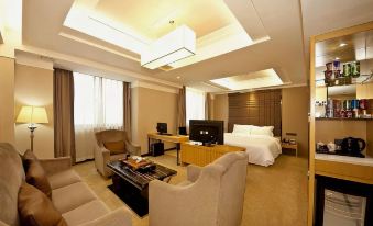 Siji Sunshine Hotel (Lianjiang Railway Station)