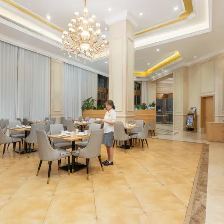 Vienna Hotel (Anhui Huangshan Shexian Ancient City, Hetai International City)