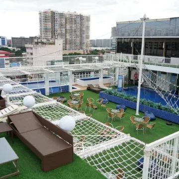 Selah Pods Hotel Manila