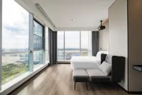 成都雲境臻選飯店（東盟中心店） 空港花田天空樂園附近的飯店