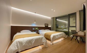 Huaniansu Homestay (Wansui Mountain Song Dynasty Martial Arts City)