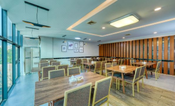 Shanshui  Hotel (Zhaoqing Paifang Park)