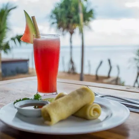 Nusa Veranda Sunset Villas & Restaurant Отели рядом с достопримечательностью «Голубая лагуна»