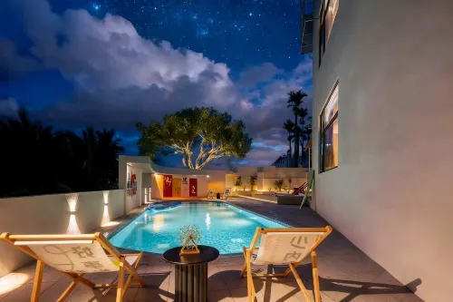 EHOUSE Guixia Yunqi Hidden Mountain Homestay (Wanning Shimei Bay Roundabout Tourist Highway Store)