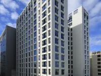 SL Hotel Myeongdong Отели рядом с достопримечательностью «Торговый центр U:US»