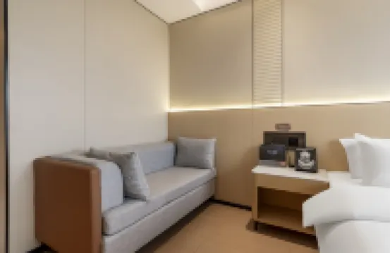 Miaohuang Royal · Cloud Realm & Wild Trace High-Altitude Scenic View Hotel