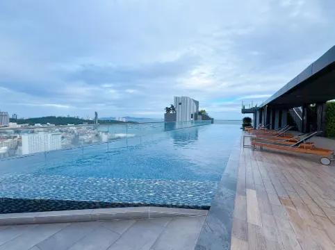 The Base Central Pattaya