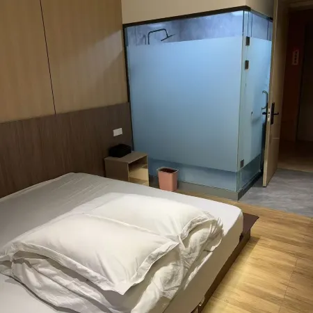 Platinum Apartment