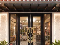 C'Lau Hotel Ninh Binh - A Gem Nestled in Ancient Quarter Hotels near Hồ Kỳ Lân