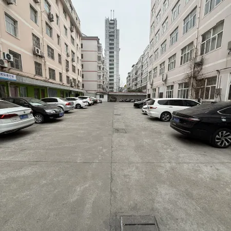 Linzhou Jingya Huayi Hotel