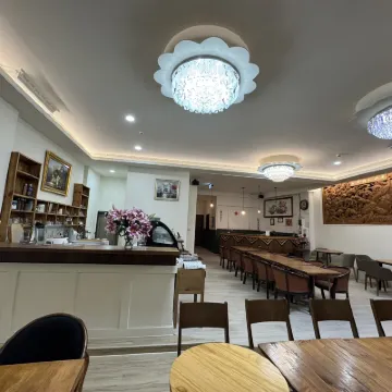 TysonB&B Отели рядом с достопримечательностью «Лес Лотус»