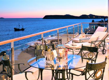 Royal Princess Hotel
