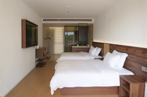 Long Isle Boutique Hotel