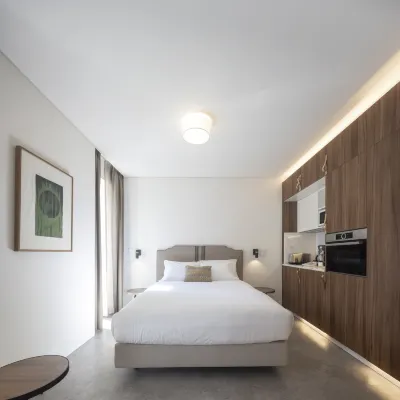 LSA Avenida by Numa Hotels near Torel Garden