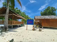 Raja Ampat Saukabu Homestay - parking